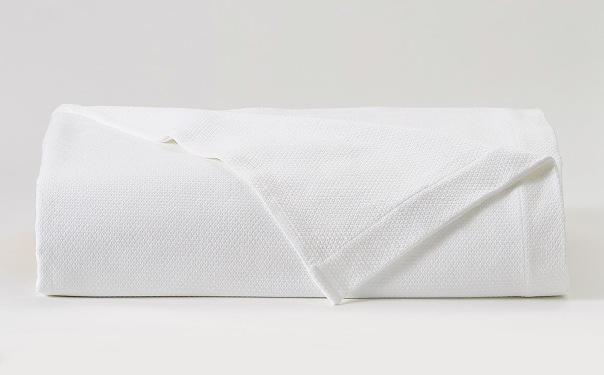 Carrara Coverlet & Shams