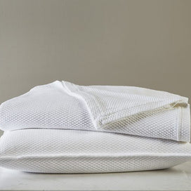 Savoia Coverlets and Shams